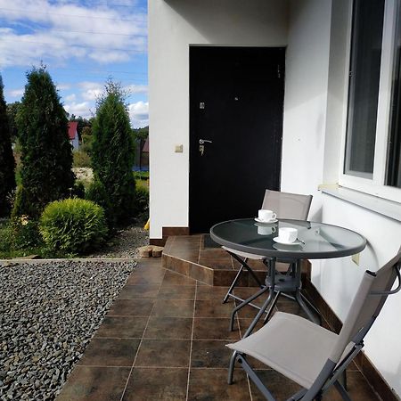 Nestg Guest House Pilipets Eksteriør billede