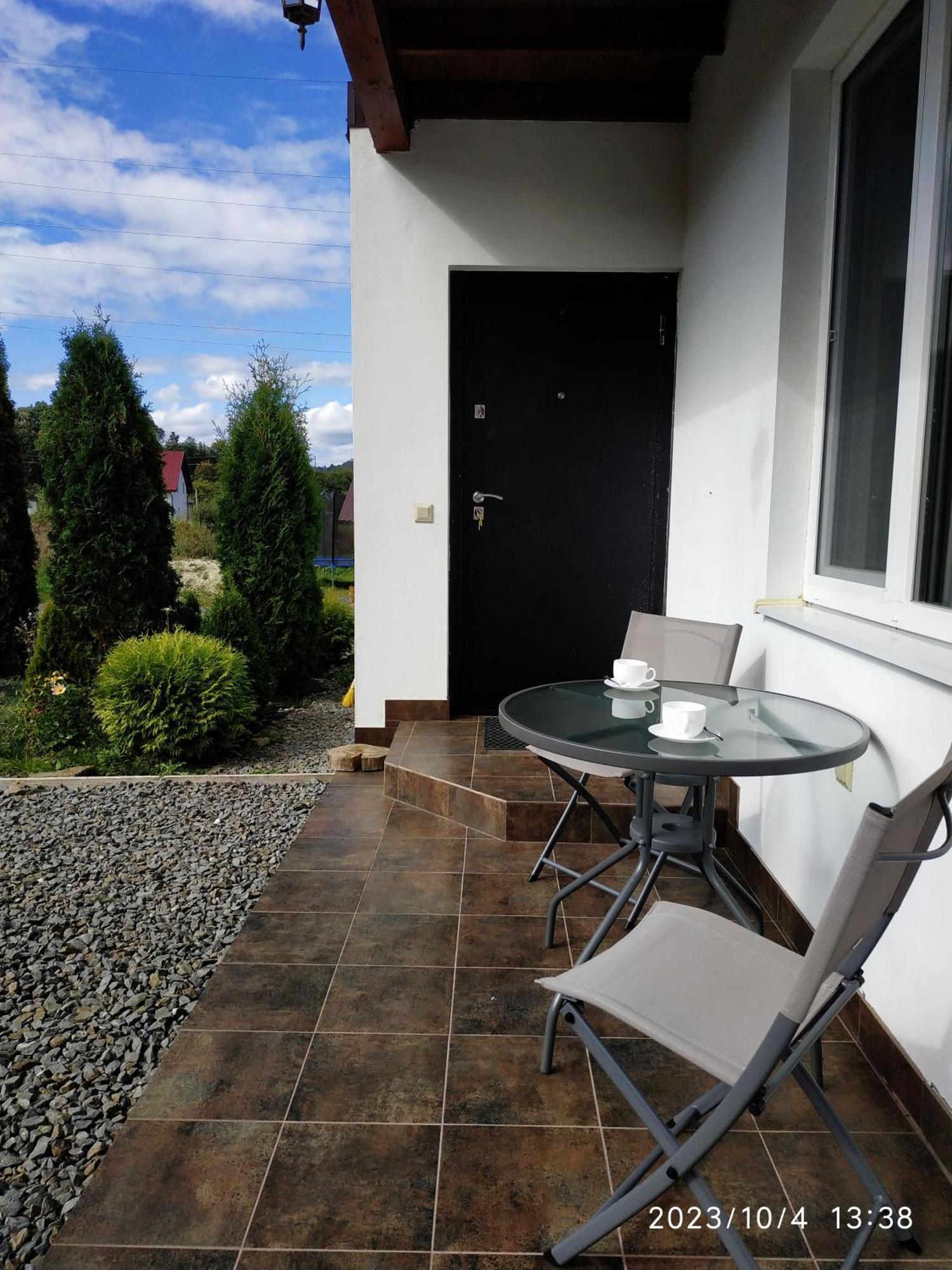 Nestg Guest House Pilipets Eksteriør billede